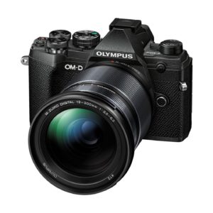 Olympus OM-D E-M5 Mark III + ED 12-200mm : Schwarz
