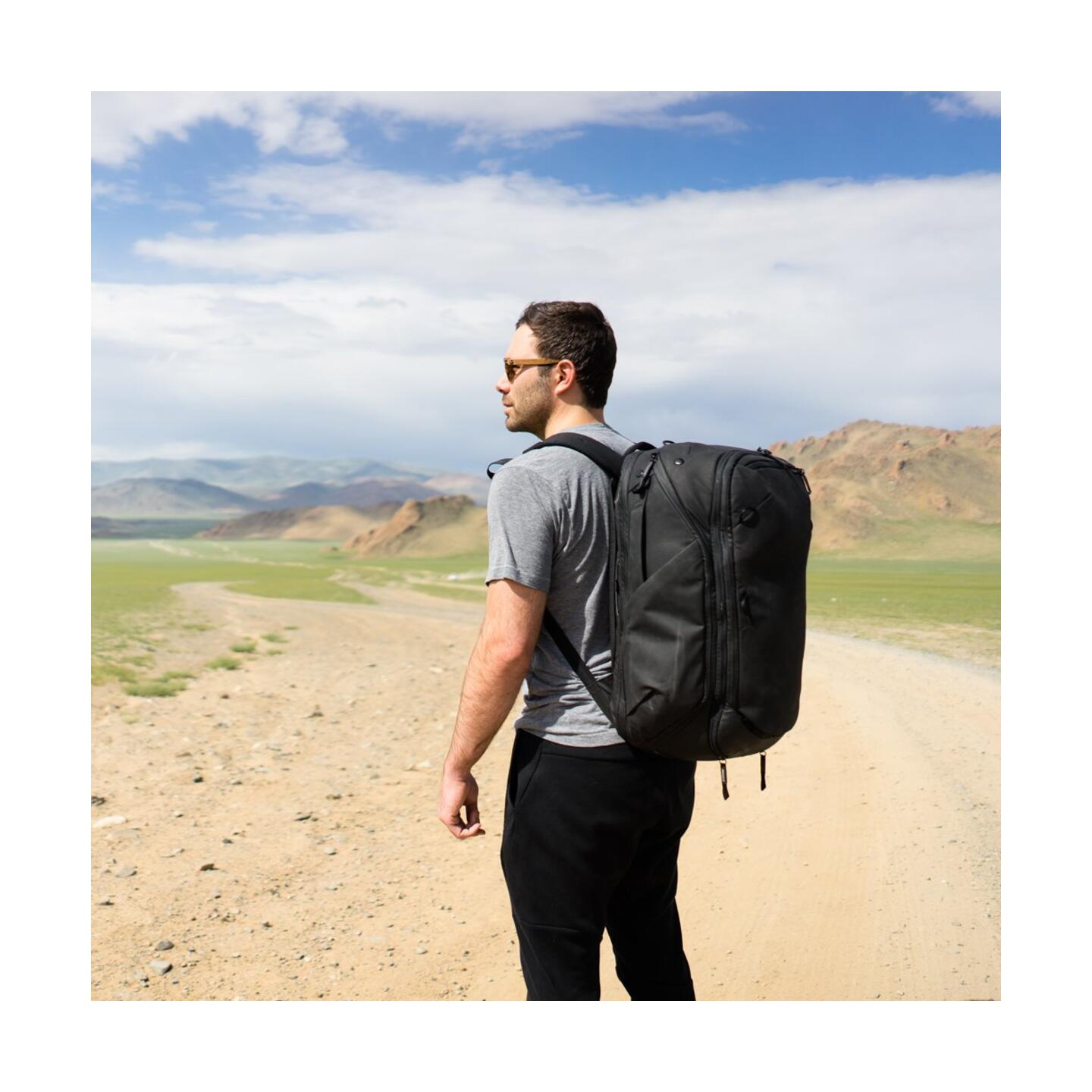 Peak Design Travel Backpack 45L : Schwarz